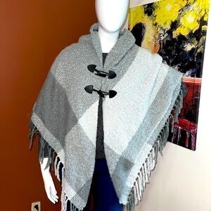 Women’s Mixit poncho.one size